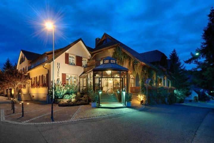 Hotel-Restaurant Adler Lahr  Eksteriør billede