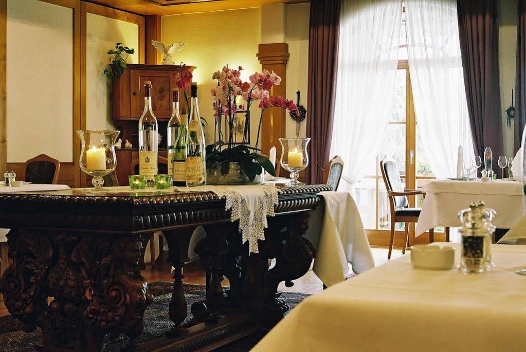 Hotel-Restaurant Adler Lahr  Eksteriør billede